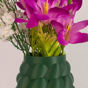 Blumenvase mit organischer, schuppenartiger Struktur für Trocken- oder Kunstblumen, PrintHero