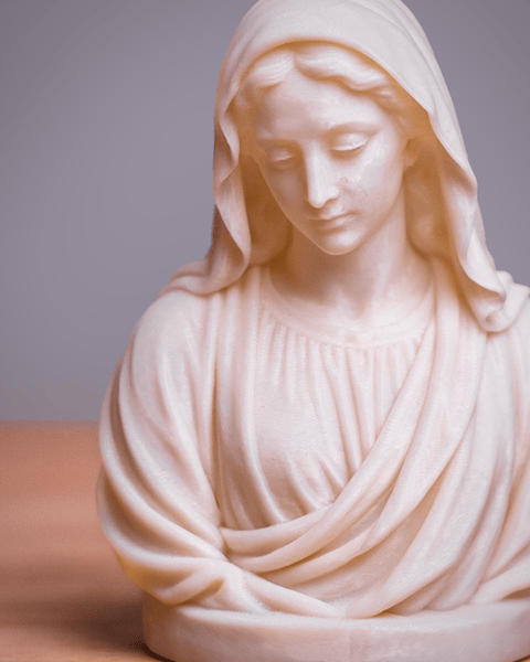 Klassische Büstenfigur der Gottesmutter Maria mit Schleier, PrintHero