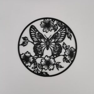 2D-Wandbild eines Schmetterlings umrahmt von Blumen, PrintHero