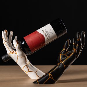 Vino Grace Kintsugi-Weinhalter Schwarz-Gold und Weiss-Gold im Vergleich