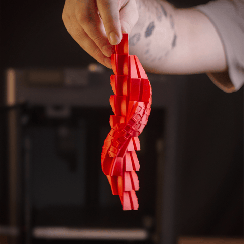 Bewegliches, schlangenartiges Fidget-Spielzeug mit Voronoi-Struktur, PrintHero