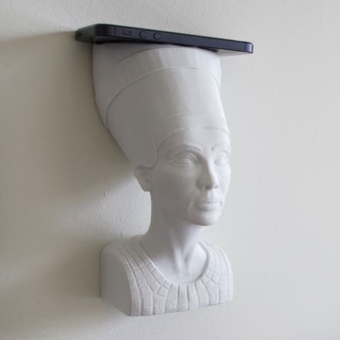 Wandregal in Form einer klassischen ägyptischen Büstenfigur, PrintHero